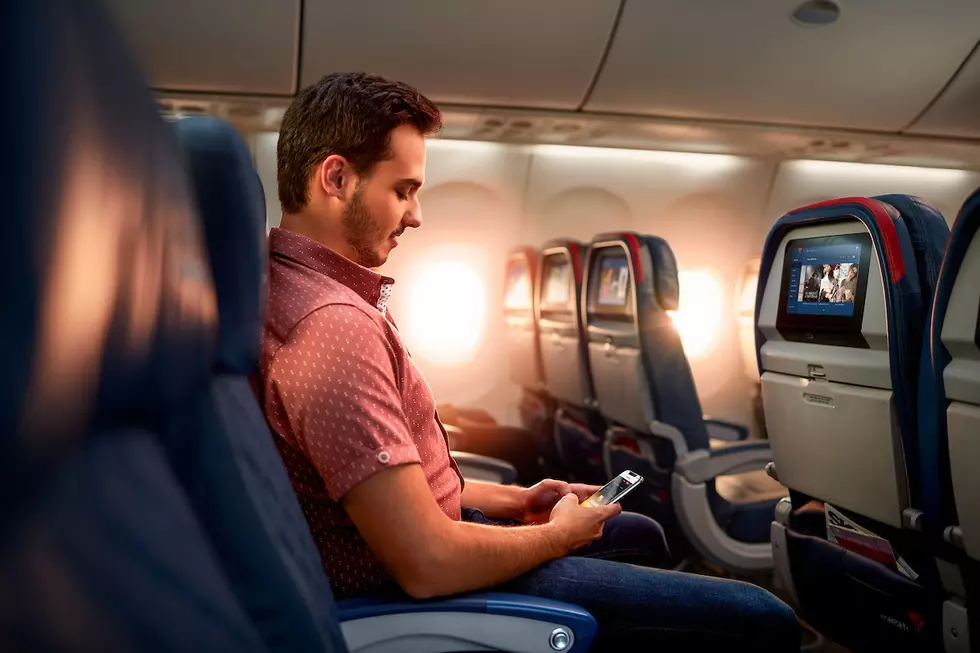 Delta Airlines Will Temporarily Stop Selling Middle Seats on Flights