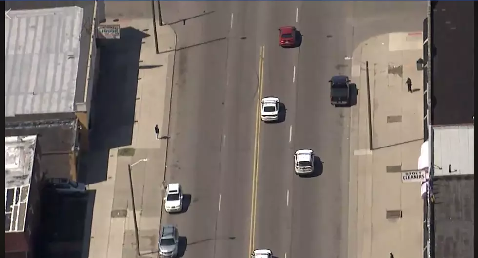 This Police Chase In Detroit Today Has To Be One Of The Oddest