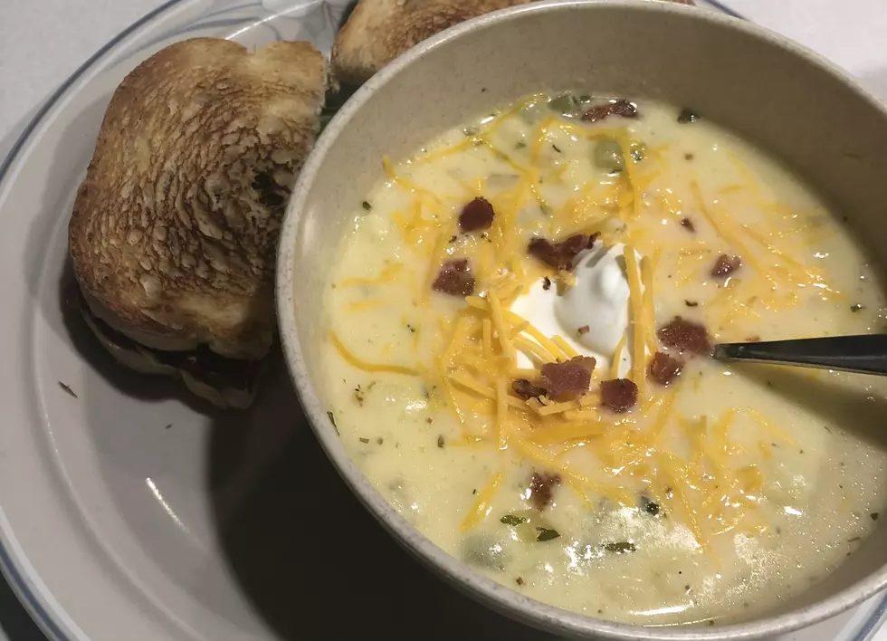 Steve's Cheesy Cauliflower Soup Recipe