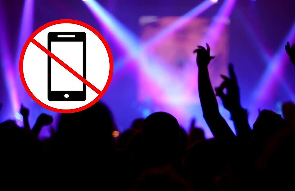 Are Cell Phone Free Shows the New Normal At Van Andel?