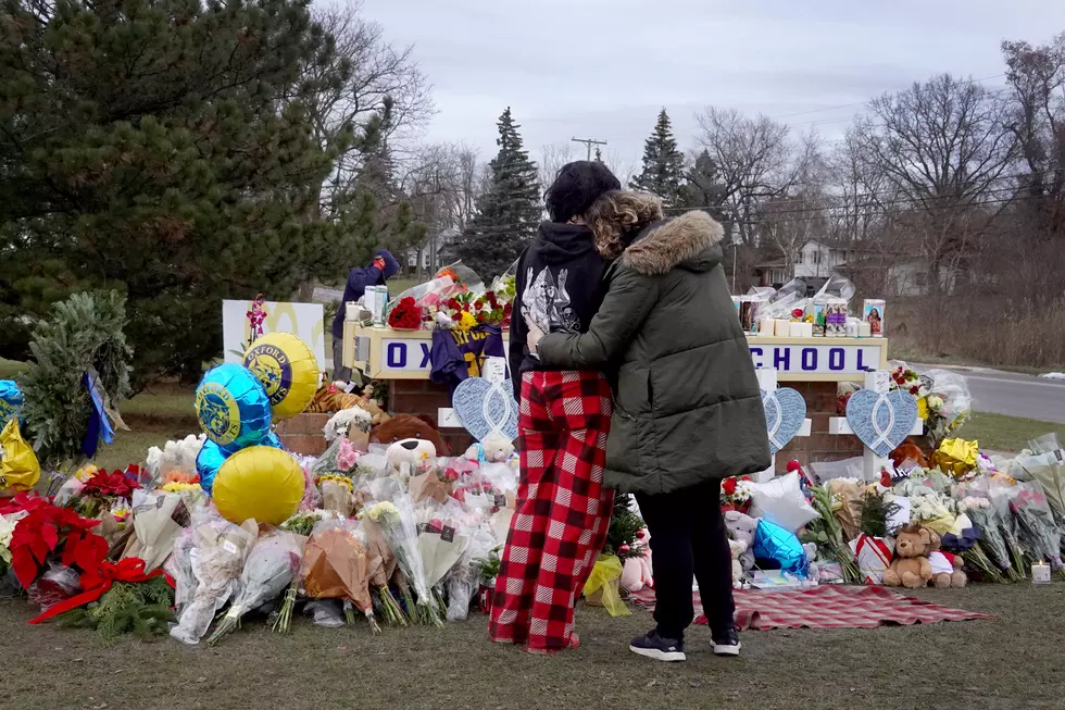 Shooting At Oxford High School In Michigan Leaves 4 Students Dead