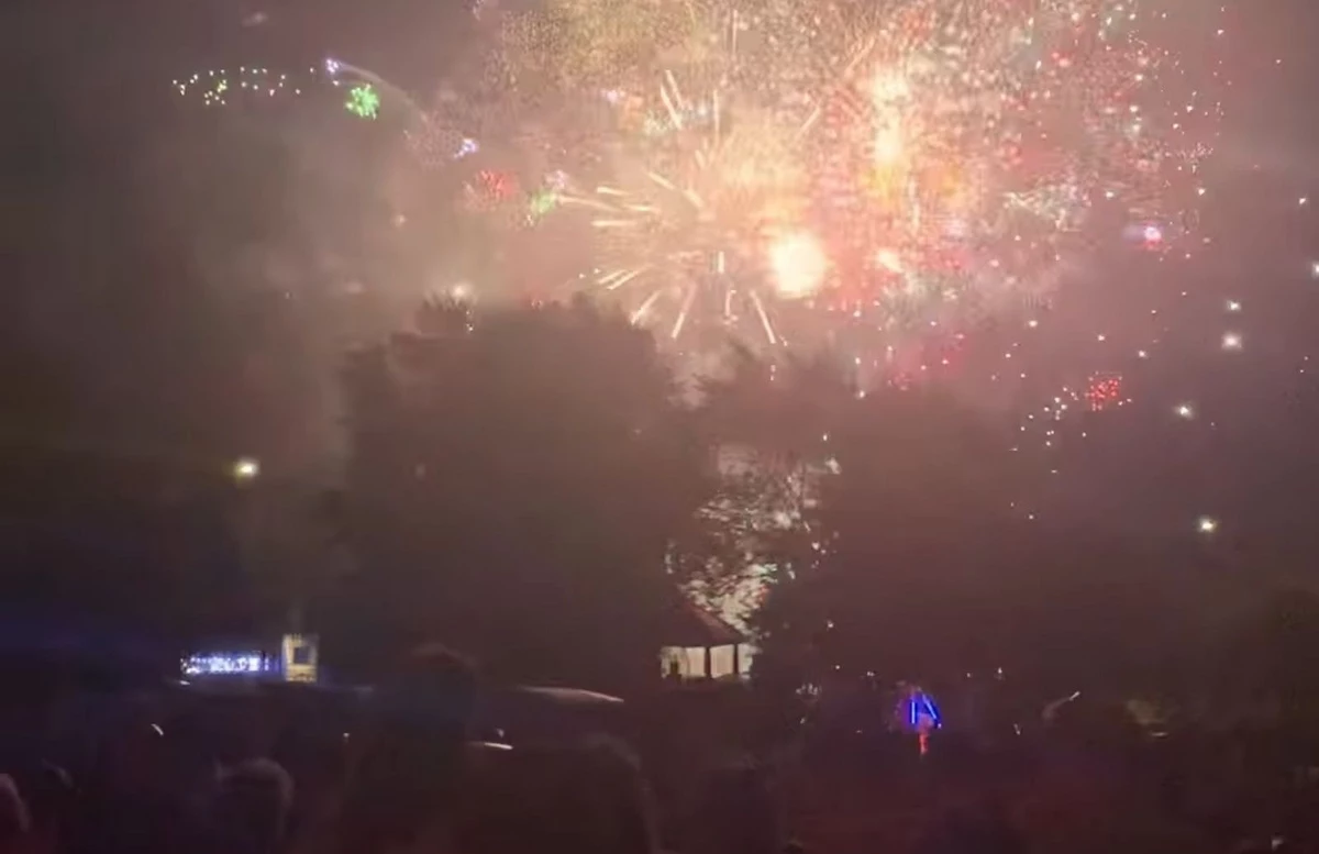 Watch Michigan Fireworks Accidentally All Go Off In 30 Seconds