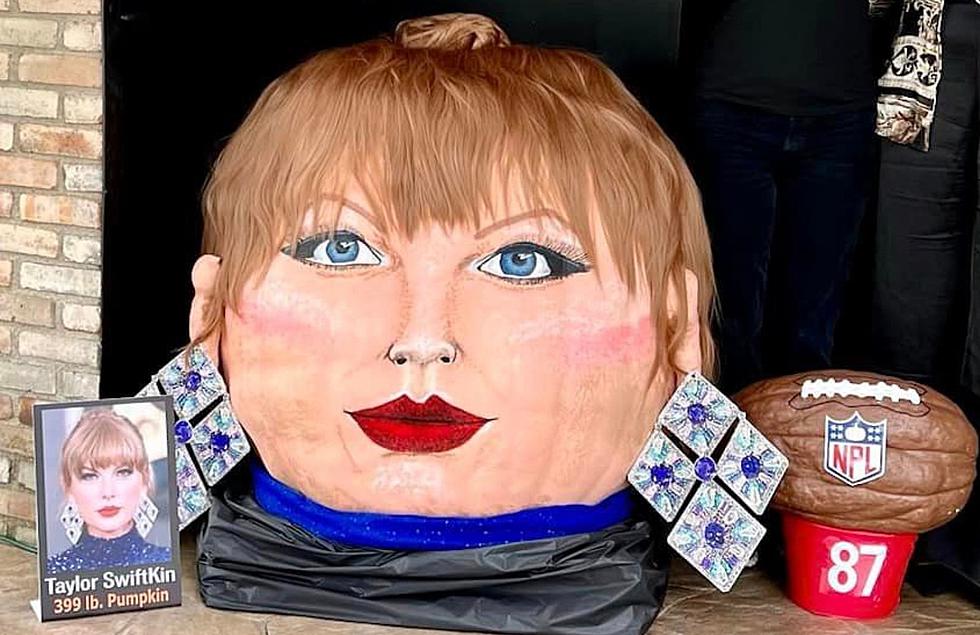 Ohio Woman Transforms A 400lb Pumpkin Into Taylor Swift