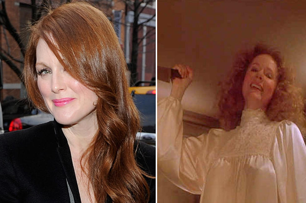 Julianne Moore to Play Crazy ‘Carrie’ Mom?