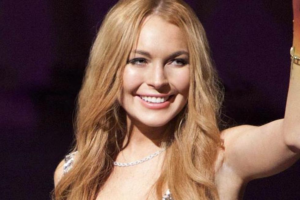 &#8216;Glee&#8217; Shows Off Lindsay Lohan in New Photos