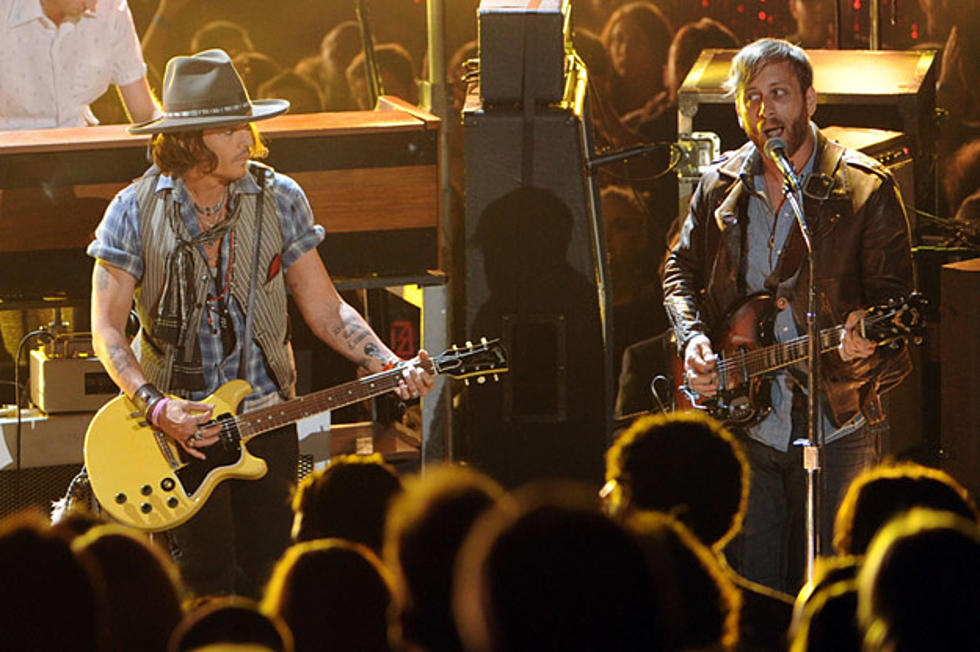 Johnny Depp Performs With The Black Keys at the 2012 MTV Movie Awards