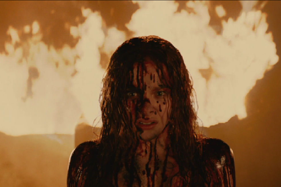 &#8216;Carrie&#8217; Trailer: Chloe Grace Moretz Gets Bloody Angry