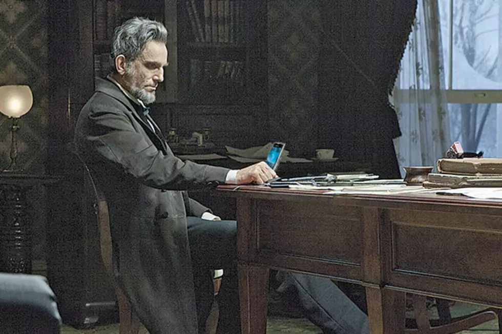 Daniel Day-Lewis Texted His Castmates in Character While Filming ‘Lincoln’