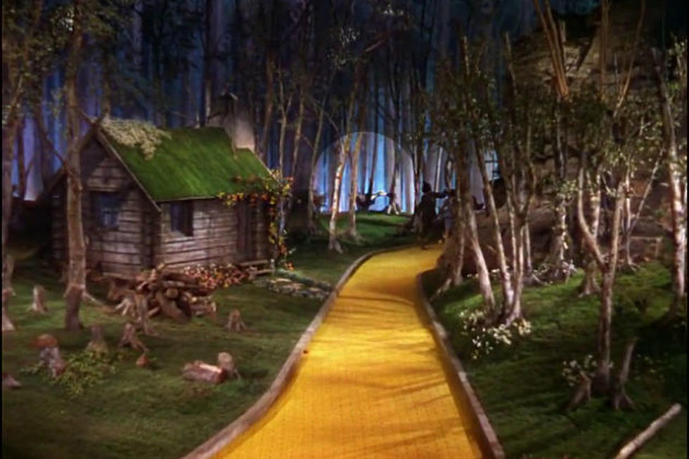 Movie Myths: &#8216;Wizard of Oz&#8217; Munchkin Death