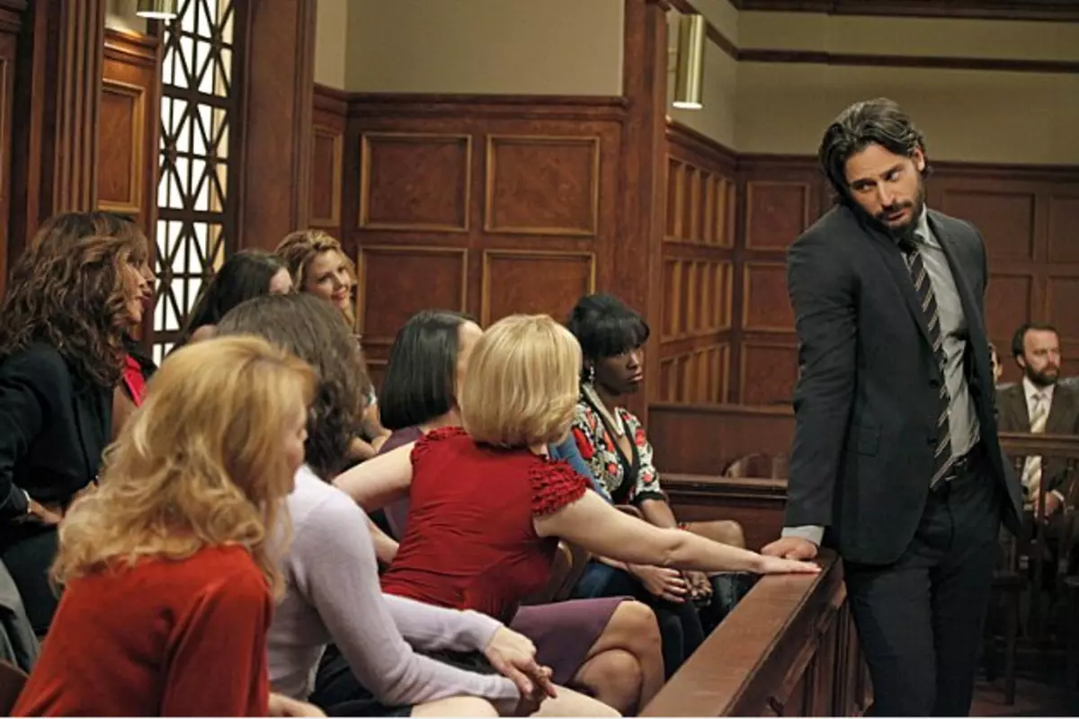 New 'How I Met Your Mother' Preview: What Happened to Joe Manganiello's Brad ?