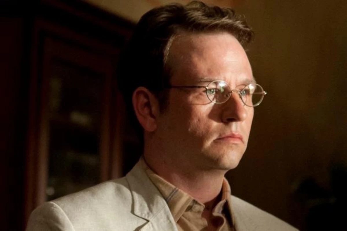 The Walking Dead' Interview: Star Dallas Roberts Dishes on The Governo...