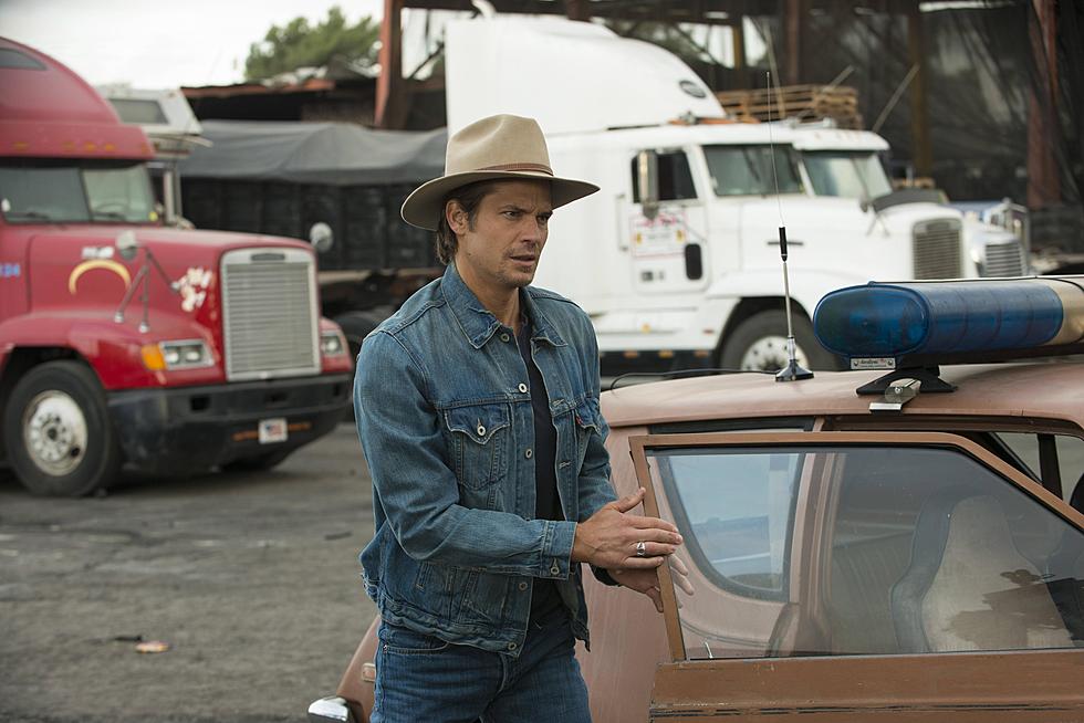 ‘Justified’ Season 4 Premiere Photos: Raylan Puts A “Hole in the Wall”