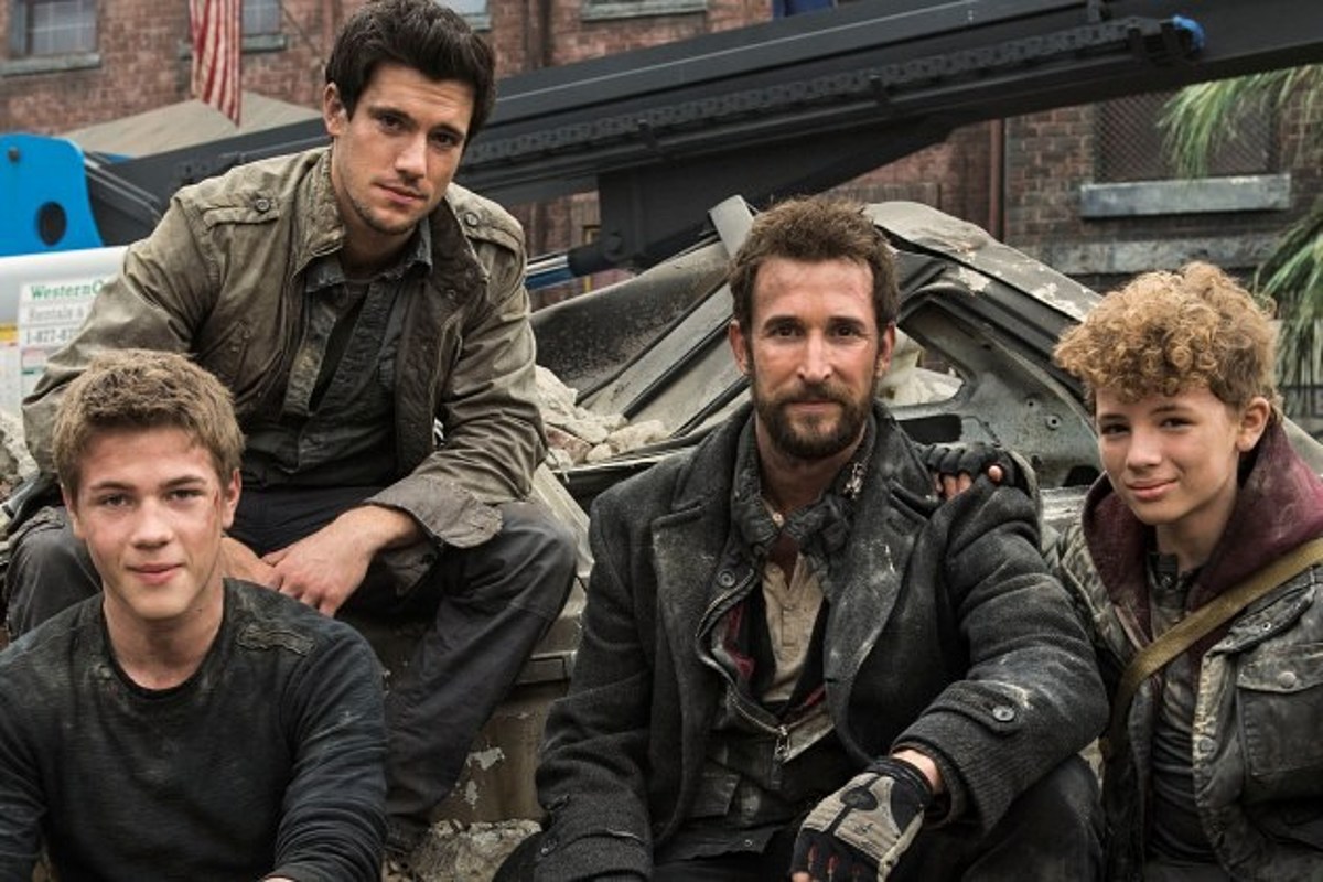 'Falling Skies' Season 3: First Look at New Footage Teases the &a...