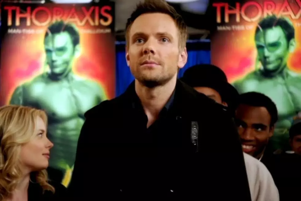 &#8216;Community&#8217; &#8220;Conventions of Space and Time&#8221; Preview: Jeff Winger, Supervillain?