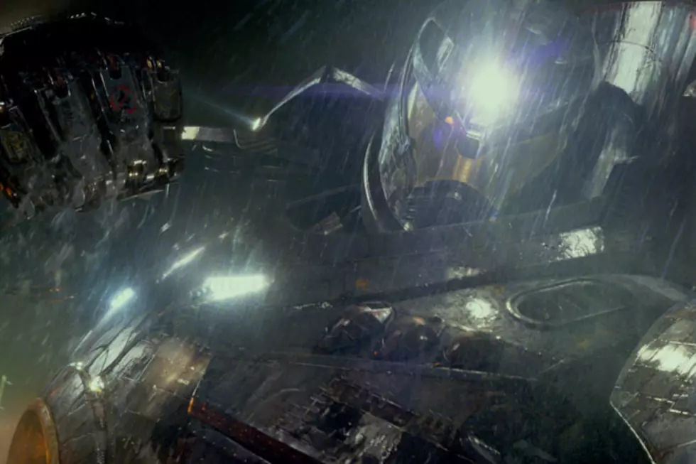 New ‘Pacific Rim’ Pics: Get a Glimpse of the Giant Robots