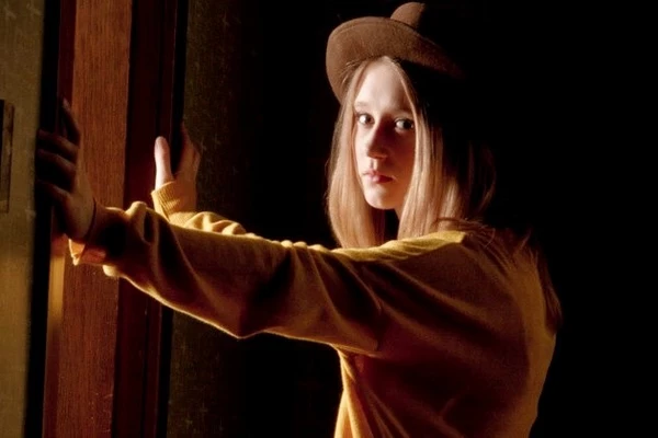 ‘american Horror Story Season 3 Taissa Farmiga Confirmed To Return 