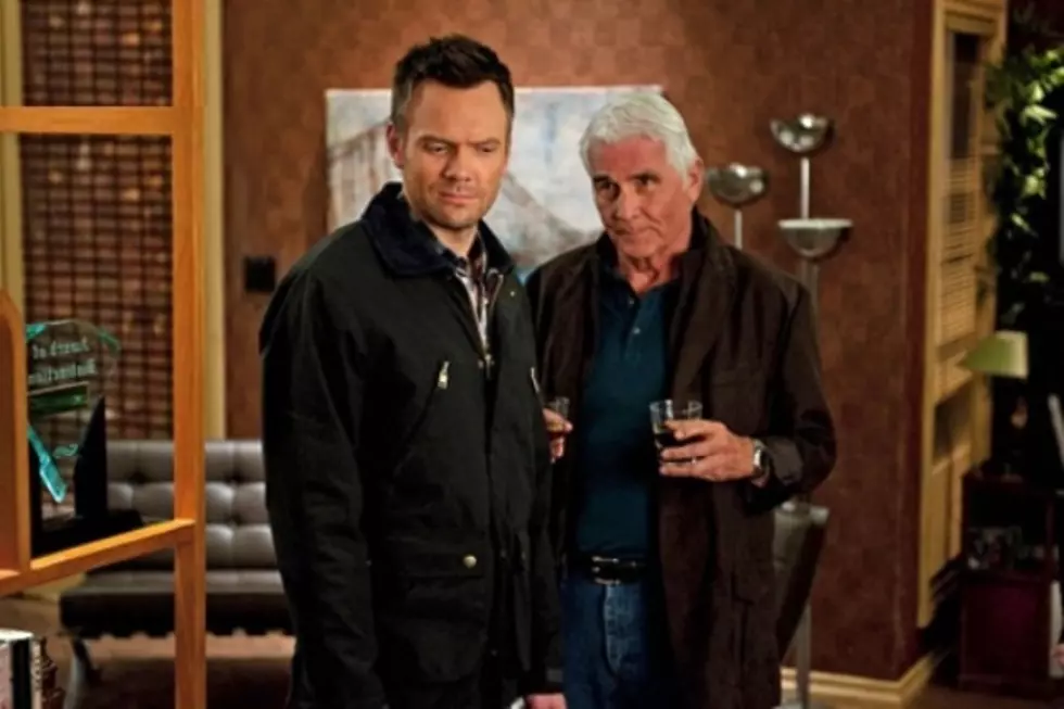 &#8216;Community&#8217; &#8220;Cooperative Escapism in Familial Relations&#8221; Preview: Meet Jeff&#8217;s Dad!