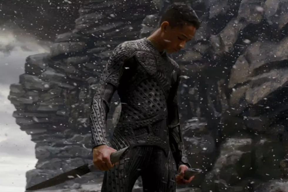 &#8216;After Earth&#8217; Trailer: Jaden and Will Smith Face Off Against Apes and Aliens