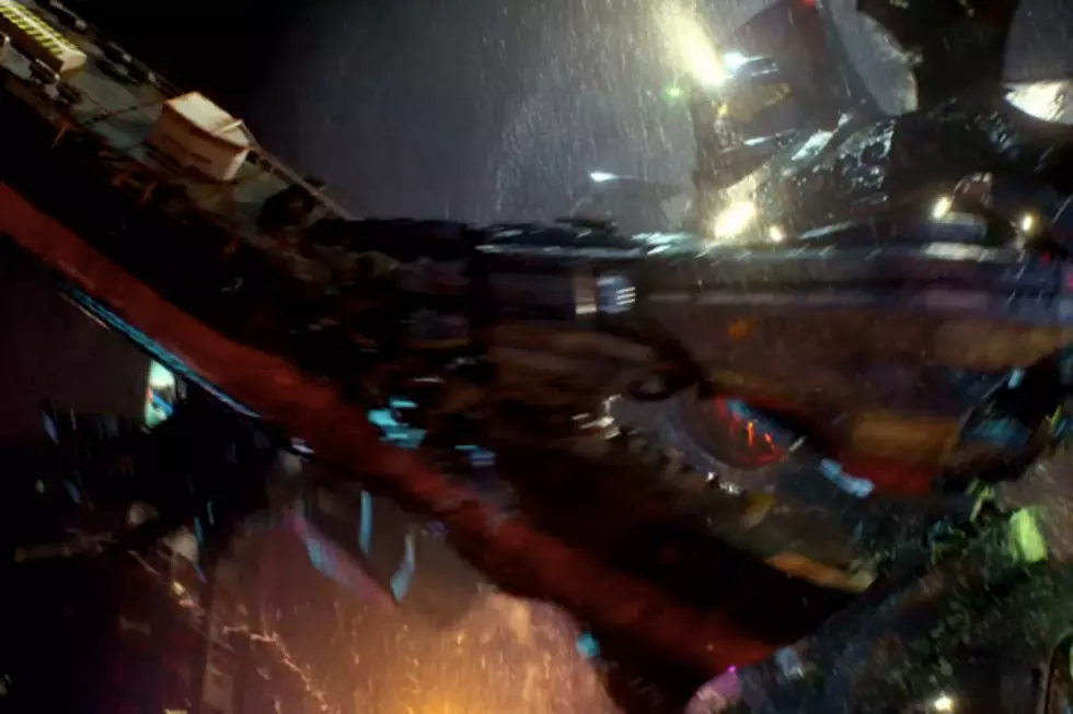 ‘Pacific Rim’ GIFs: The Most Awesome Moments from the New Trailer!