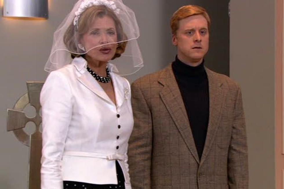 ‘Arrested Development’ Season 4 Spoilers: Alan Tudyk’s Pastor Veal Returns!