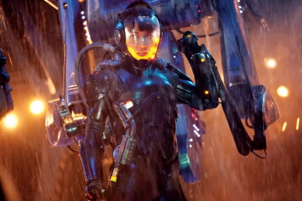‘Pacific Rim’ Featurette: Guillermo del Toro Dishes on His Robots