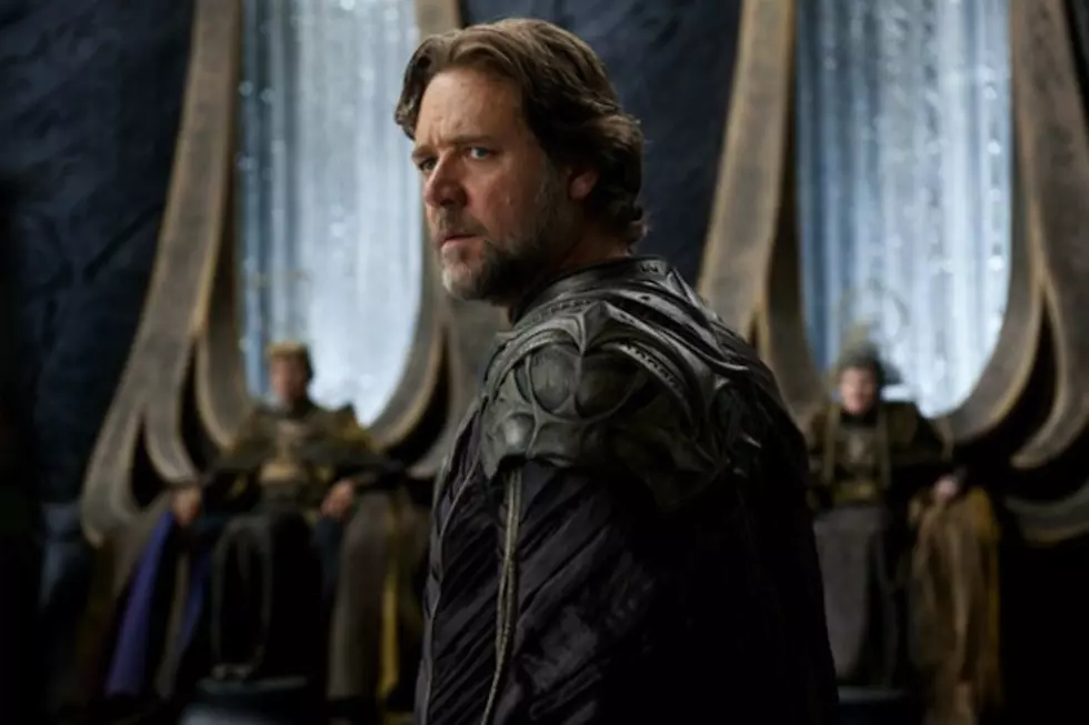 ‘Man of Steel’ Clip: Russell Crowe’s Jor-El Gets in on the Action