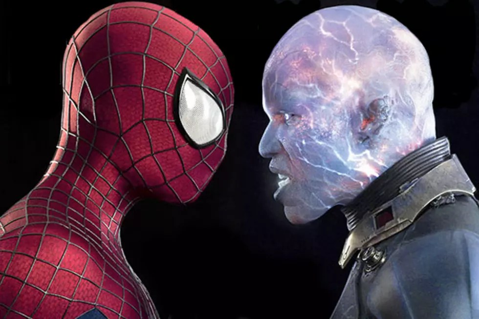 &#8216;The Amazing Spider-Man 2&#8242;: Spidey and Electro Face Off on EW&#8217;s Comic-Con Cover
