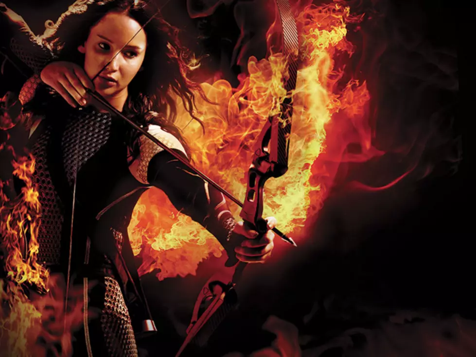 &#8216;The Hunger Games: Catching Fire&#8217; Photos: J-Law Sets Fire to the Rain
