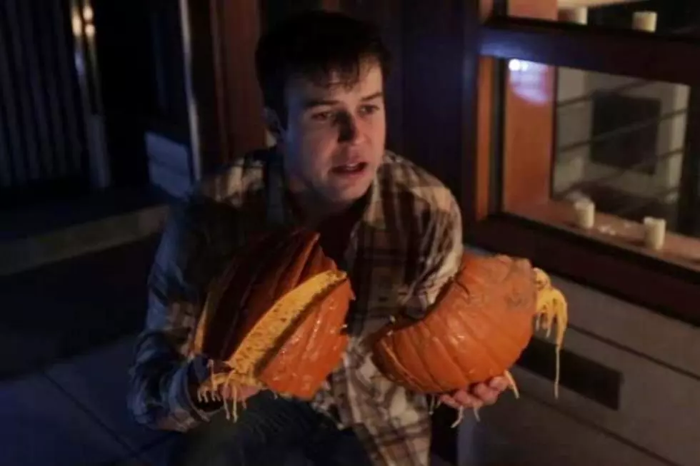 &#8216;SNL&#8217; Turns Halloween Avenger in Deleted &#8220;Don&#8217;t Smash My Pumpkin&#8221; Sketch