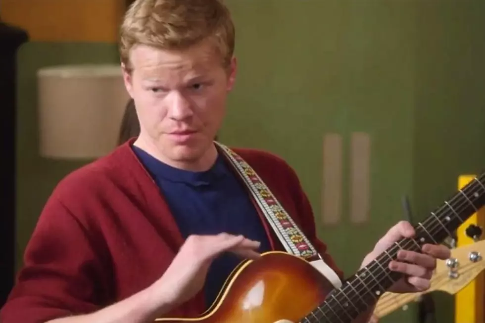 &#8216;Friday Night Lights&#8217; Reunion: Watch Jesse Plemons Cross Over with the Cast of &#8216;Parenthood&#8217;