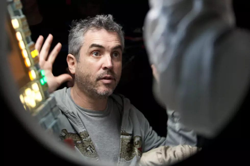 Alfonso Cuaron Wins Best Director for 'Gravity' at the 2014 Oscars
