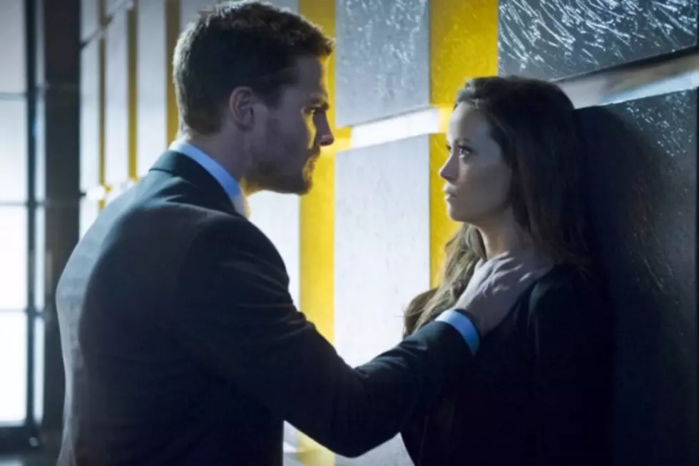 &#8216;Arrow&#8217; &#8220;Deathstroke&#8221; Preview: Slade Faces Oliver, and Isabel Rochev Returns