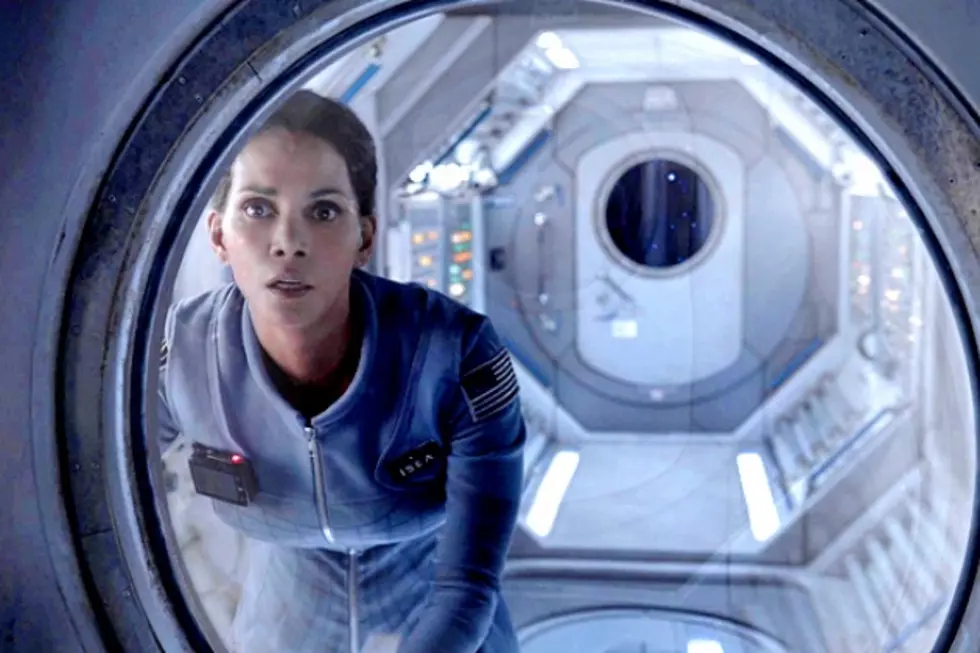 Halle Berry Plays Pregnant Astronaut on New CBS-TV Drama &#8216;Extant&#8217; Premiering Tonight