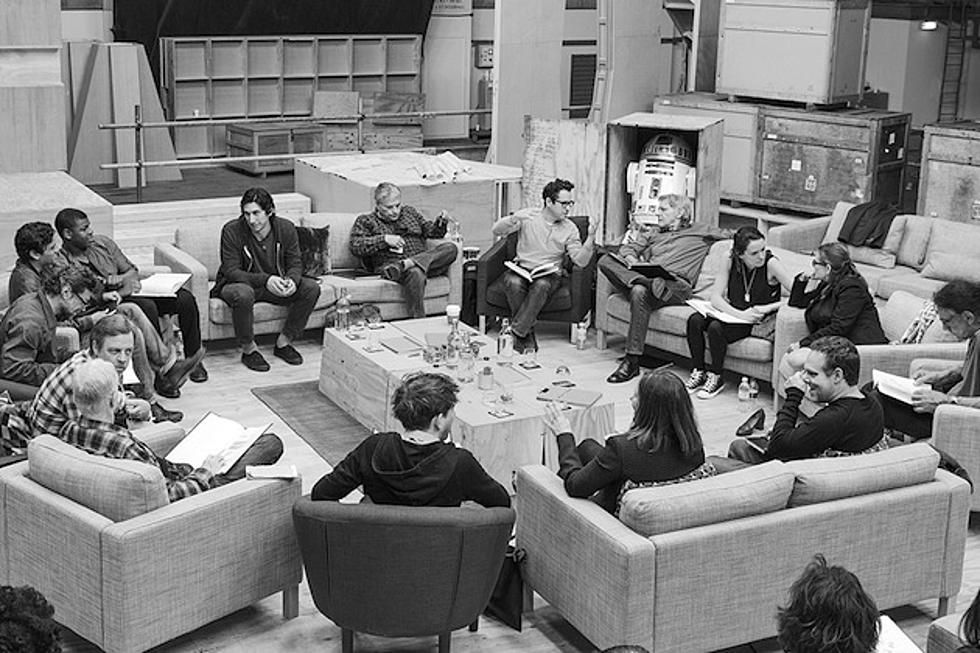 Find Out Who’s Who in the ‘Star Wars: Episode 7′ Cast Photo With This Handy Graphic
