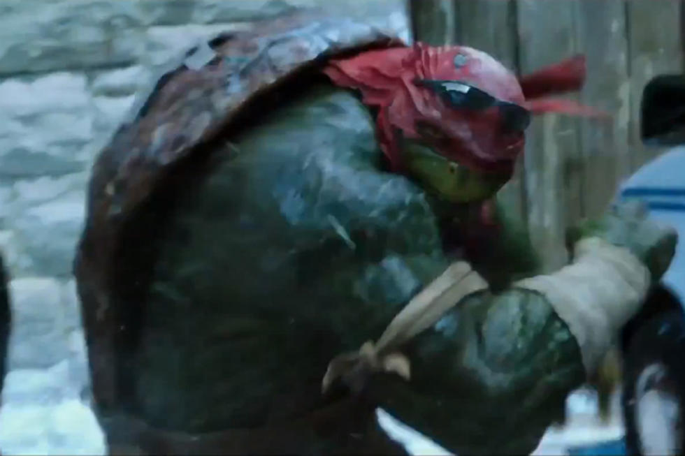 ‘Teenage Mutant Ninja Turtles’ TV Spot: Our First Look at Splinter Is Family Strong