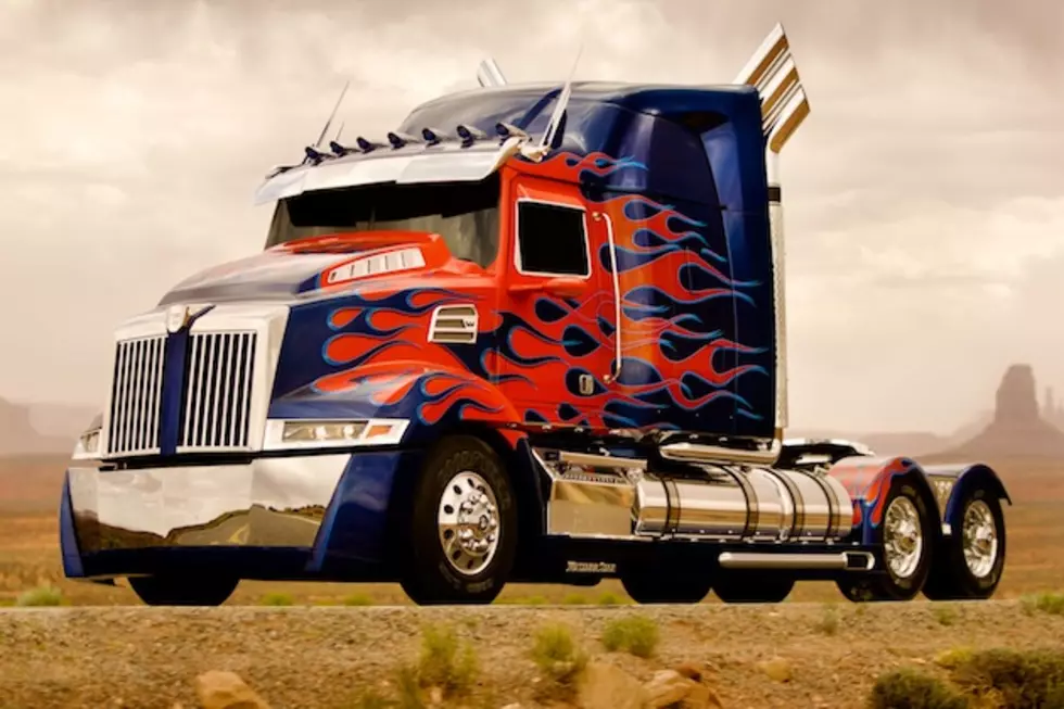 Need a Lift? Optimus Prime Providing Rides to Promote &#8216;Transformers 4&#8242;