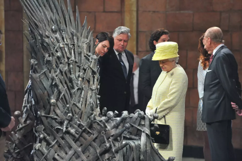 Queen Elizabeth Visits the Iron Throne at the &#8216;Game of Thrones&#8217; Belfast Studio