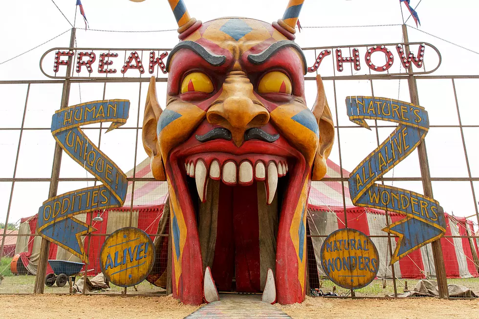 American Horror Story Freak Show' Behind-the-Scenes Clip