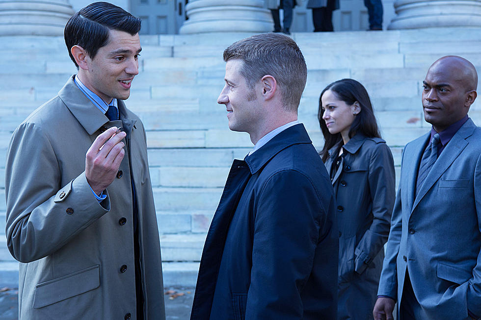 FOX&#8217;s &#8216;Gotham&#8217; Previews Harvey Dent in New Clip, Plus Flying Graysons on the Horizon?