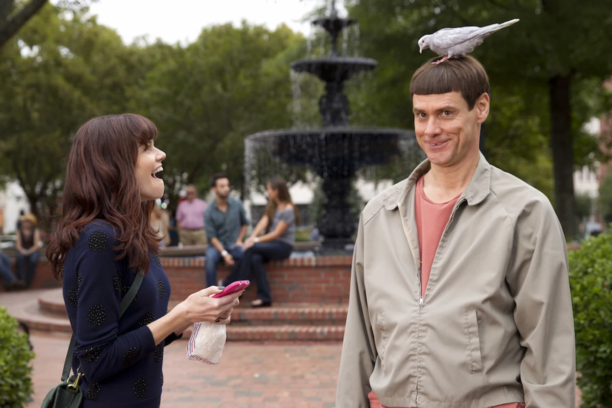 Behind the Scenes of Jim Carrey's Iconic Blue Hair in Dumb and Dumber - wide 3