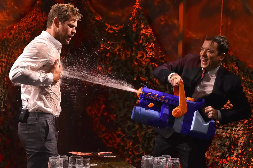 Chris Hemsworth Gets Soaking Wet on 'The Tonight Show'