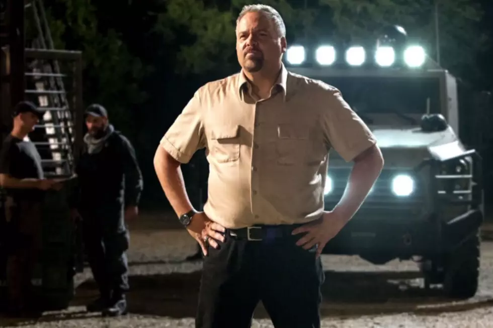 'Jurassic World' Teases Vincent D'Onofrio, Second Hybrid?