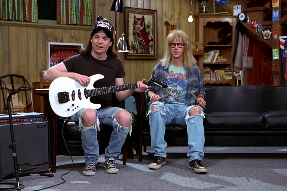 Wisconsin 'Wayne's World' Costumes Posted by SNL 