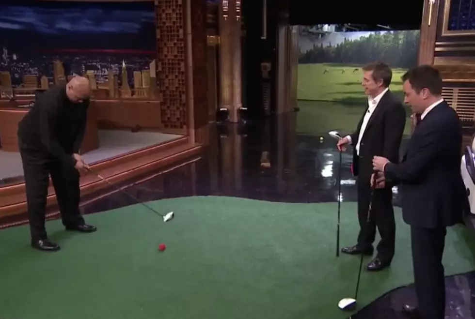 Hugh Grant Cheats at ‘Tonight Show’ Hallway Golf in Front of a Live Television Audience