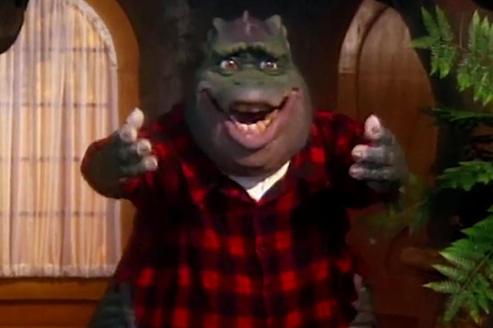 Some Genius Mashed Up Earl Sinclair From ‘Dinosaurs’ Rapping Notorious B.I.G.