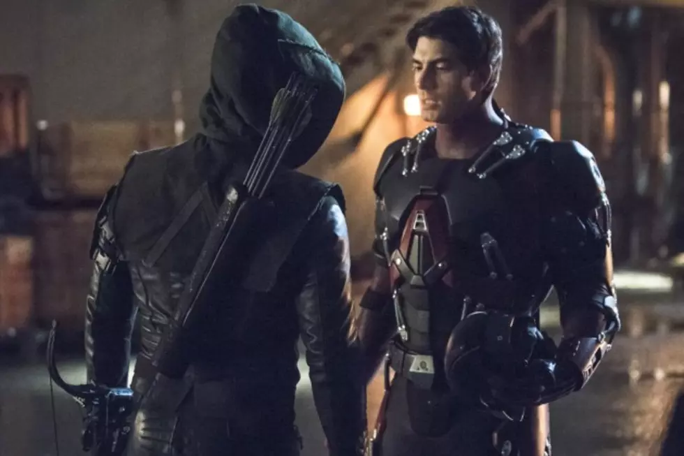 ‘Arrow’ and ’Flash’ Spinoff Team Assembles in First Set Photos