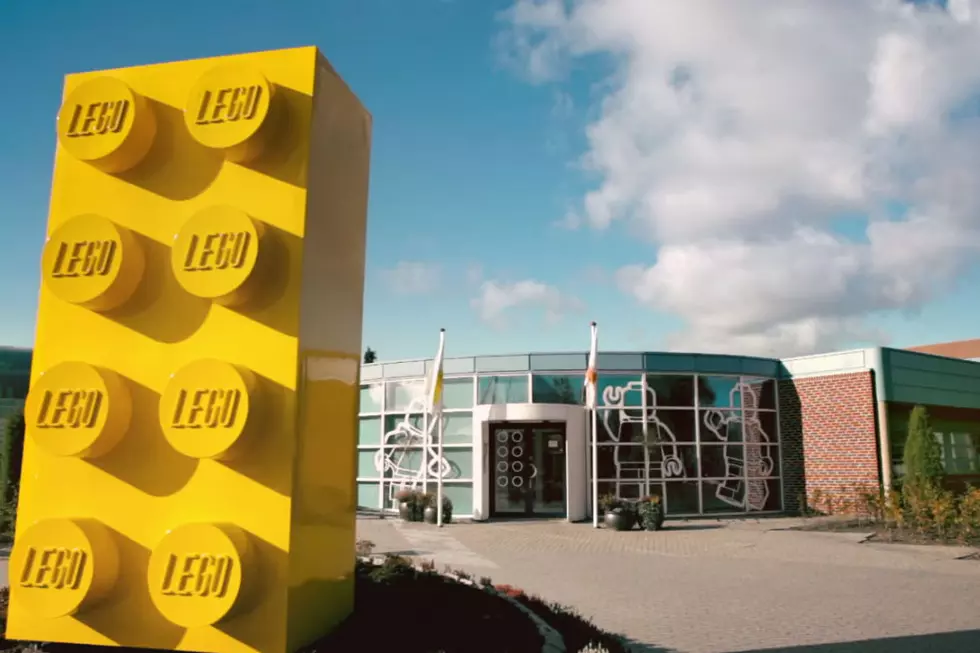 ‘A LEGO Brickumentary’ Trailer: Jason Bateman Takes You Inside the World of LEGO
