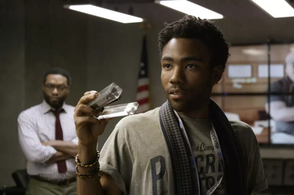 ‘The Martian’ Clip: Donald Glover Uses a Stapler for Science