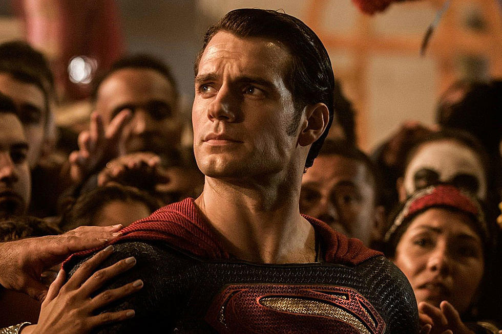 it's a bird, it's a plane, it's henry cavill