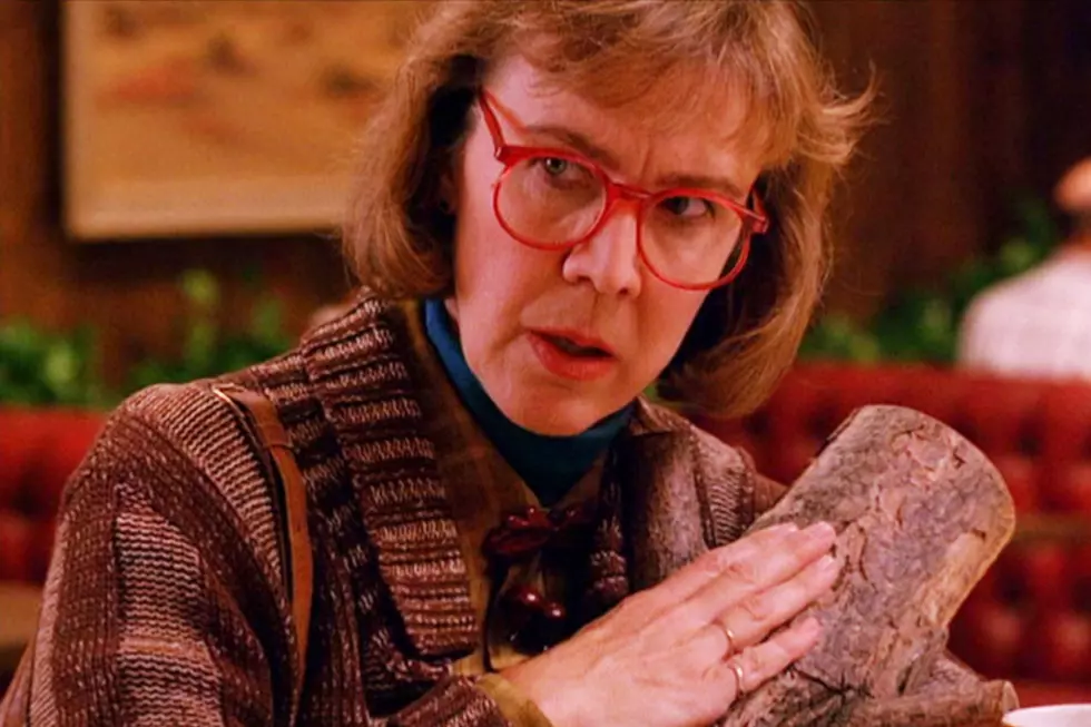 Catherine Coulson, Star of ‘Twin Peaks,’ Dead at 71